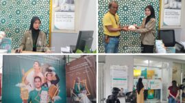 foto istimewa : Petugas CS di bank BSI Luwuk lakukan penyerahan buku  dan ATM Tabungan emas 
