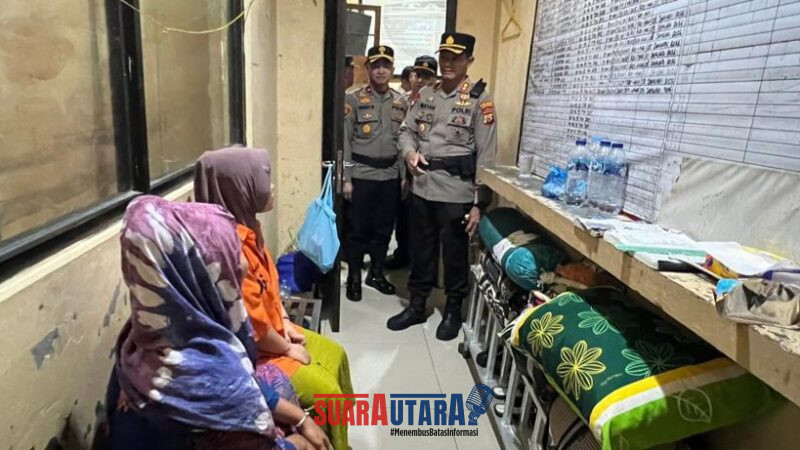 foto istimewa : Kapolres banggai AKBP Wayan kunjungi sel Tahanan