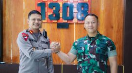 foto istimewa : Kapolres Banggai AKBP Wayan Bersama Dandim 1308/LB Luwuk Letkol Inf Cepi Kartiwa Sinergitas 