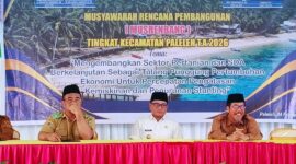 Musrembang Kecamatan ini dihadiri langsung Bupati dan Wakil Bupati Buol bersama Forkopimda, Sekretaris Daerah, Para Asisten dan Staf Ahli Bupati, Kepala OPD se-Kabupaten Buol s (Foto: (Ist)