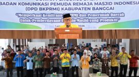 foto istimewa:Wakil Bupati Banggai Drs H.Furqanuddin Saat Bacakan sambutan Bupati 