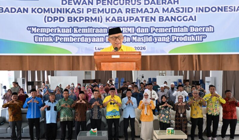 foto istimewa:Wakil Bupati Banggai Drs H.Furqanuddin Saat Bacakan sambutan Bupati