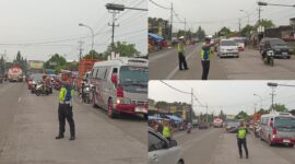 foto istimewa : Saat Anggota Satlantas Polres kudus yang di pimpin langsung Kanit Turjawali Ipda Teguh bersama anggota sedang melakukan pengaturan kendaraan di lokasi bulusan 