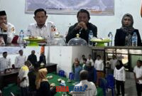 foto istimewa : Ketua Ridwan.SH Bersama Ketua PWI Banggai Abdul Saleh serta Anggota Komisioner  Bawaslu.