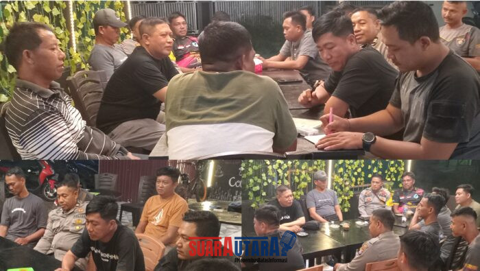 foto istimewa : Kapolsek Lamala Iptu I Wayan Sukarman saat lakukan pertemuan guna penyampaian agar setiap anggota berikan pelayanan yang humanis  di masyarakat