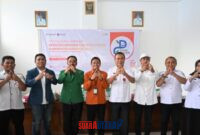 foto istimewa : Sekda Moh.Ramli Tongko.S.Sos.M.Si bersama Rektor Unismu Luwuk Dr Sutrisno K Djawa dan Kepala Statistik Luwuk 