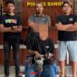 foto istimewa : Tersangka pencurian alat Bengkel di amankan anggota resmob polres banggai