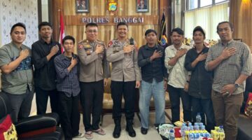 foto istimewa : Kapolres Banggai AKPB Wayan Bersama Kasat Intel dan Perwakilan Mahasiswa Untika 
