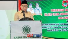 Wakili Bupati Wabup Banggai Drs.H.Furqanuddin.MM,Sat bacakan sambutan Bupati/ : foto istimewa