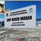 foto Istimewa : Kabid SMP Irma Labuan dan Latar Belakang SMP  Negeri Mirqan Kecamatan Luwuk selatan 