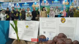 foto Kadis TPHP Banggai Drs Subhan Ahmad Lanusi Bersama Kabid dan Anggota KTNA berikan dukungan pada petugas Stand saat Promosikan Hasil Produk