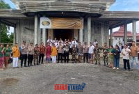 Anggota Polres berikan pengamanan hari raya waisak / foto istimewa Humas polres banggai