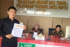 Dugaan Penyimpangan Dana Hibah Bawaslu OKU Timur Senilai Rp15,1 Miliar Resmi Dilaporkan ke Kejaksaan oleh Ketua DPW GACD Sumsel, Junirianto