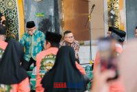 foto istimewa : Bupati Ir H.Amirudin.SP,MP,MM bersama Wabup Drs H.Furqanuddin.MM saat melepas Peserta Khafilah MTQ Banggai