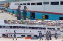 foto istimewa : Tak Kenal Lelah KKUPP Kelas II Luwuk Hasfar  bersmaa jajaran dan instansi terkait terus turun dalam pemantauan kapal berangkat