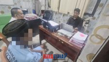 foto istimewa : Tersangka pencabutan saat di Hadapan Penyidik di dampingi Pengacara Nya Indra Dwiyulianto.Dayanun.SH