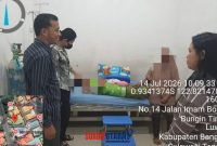 foto istimewa Saat Anggota Polwan Polresta Banggai Sambangi Korban Pelecehan Seksual.