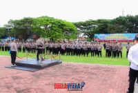 foto istimewa : Kapolresta Banggai Kombes Pol Hendri Yulianto.S.I.K.M.H,saat Pimpin Apel Perdana di halaman Kantor Mapolresta