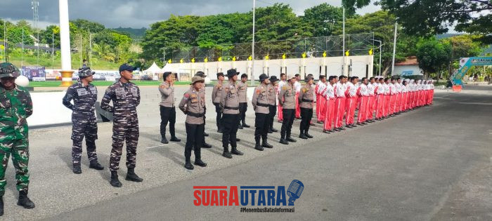foto istimewa : Tampak Anggota polresta banggai latihan Bersama TNI dan Pasukan Paskibraka