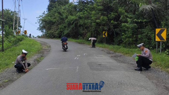 foto istimewa : Anggota Satlantas Polresta banggai Olah TKP