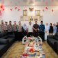 foto istimewa : Kapolresta Banggai Kombes Pol Hendri didampingi PJU kunjungi Kantor DPRD 