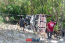 foto istimewa : kondisi truk Muatan sawit sedang dalam penarikan dari jurang