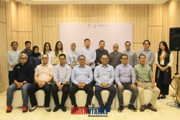 foto istimewa : Kejari banggai Akbar.SH Bersama Field Manager Pertamina EP Donggi Matindok Field, Ridwan Kiay Demak dan Manager Legal Counsel Litigation Pertamina EP, Yunpri Suyanto