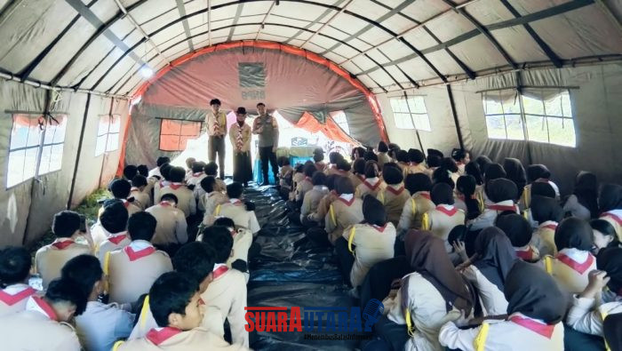 foto istimewa : Saat Anggota polresta banggai berikan arahan terkait Bullying 