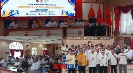 foto istimewa : Ketua Koni Banggai Ir H.Amirudin.SP.MP.MM saat Buka Rapat Koni persiapan menuju Porprov XMorowali sulteng didampingi Wabup Drs H Furqanuddi.MM bersama Sekda dan Kadispora