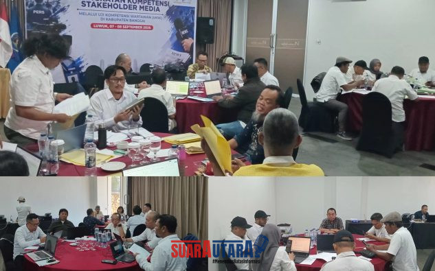foto istimewa 18 peserta sedang melaksanakan tugas dari masing masing jenjang Muda, Madya dan Utama dengan di awasi Para penguji