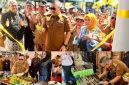 foto istimewa : Saat Bupati Ir H.Amirudin.SP.MP.MM Resmikan Kantor Desa Singkoyo