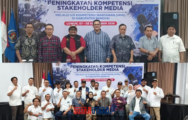 foto istimewa : Wasekjen) PWI Pusat, Suprapto Satro Atmojo, Ketua Pembina PWI Provinsi sulteng Mahmud Matangara dan Sekertaris Temu Sutrisno
Relation Section Head JOB Tomori, Andi Basuki
Departemen Analis, Formalitas dan Komunikasi SKK Migas Kalsul, Muh. Ary Pratomo