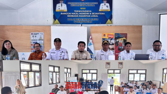 foto istimewa : Kadinsos Haryado Bola Saat Buka Kegiatan Sosialisasi