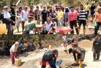 foto istimewa : Babinsa dan Warga lakukan pengecoran jalan berlubang bentuk keperdulian TNI Dan Warga