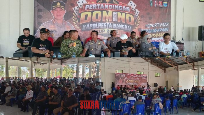 foto istimewa : Kapolresta Banggai Kombes Pol Hendri Yulianti.S.I.K.M.H, bersama Dandim 1308/LB Letko Inf Cepi Kartiwa.S.Pd dan Kadispora Drs Yori Ntoi 