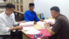 foto istimewa : Saat Anggota SatNarkoba Serahkan Tersangka pada PJU 
