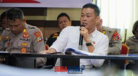 foto istimewa  : Kasat Narkoba AKP Hasanuddin Hamid, S.H., M.H saat berikan penjelasan terkait penangkapan dua TKP