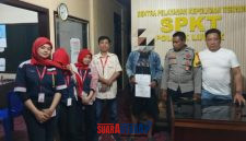 foto istimewa : Tampak Pelaku dan Petugas Alfa Midi Sepakat Damai di hadapan petugas polsek luwuk