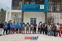 foto istimewa : Bersama para pekerja dan anggota polresta banggai