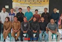 foto istimewa  : Thum Bakri Baju Putih Terpilih Ketua KT Toili camat Apresiasi pada kepengurusan KT yang baru